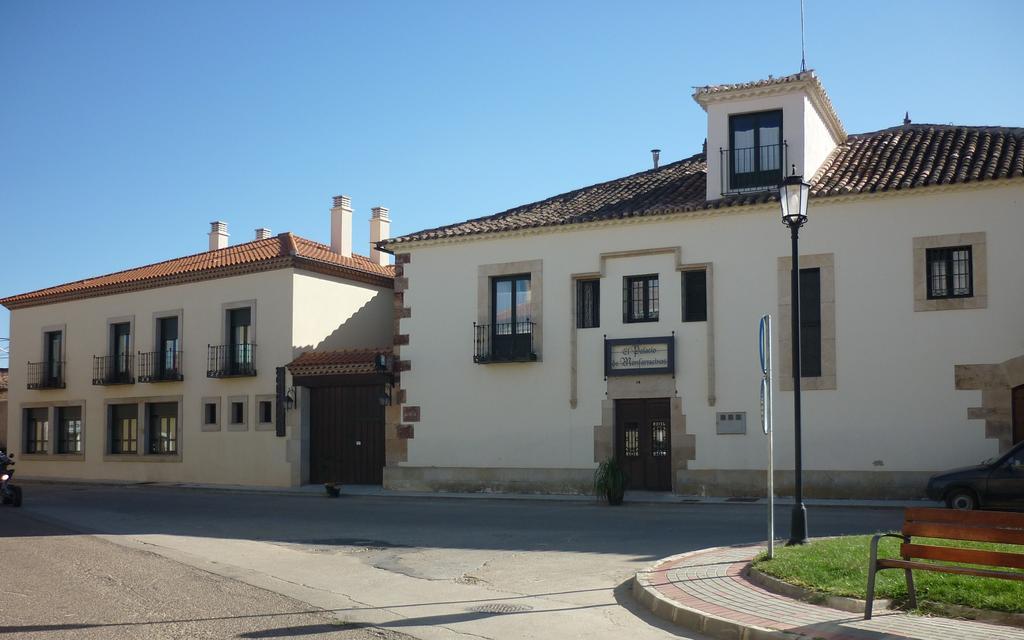 Palacio De Monfarracinos Benavente Extérieur photo