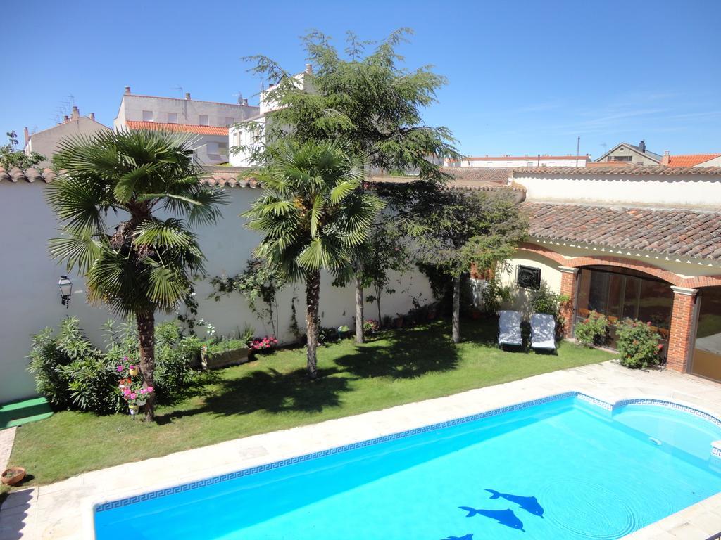 Palacio De Monfarracinos Benavente Extérieur photo